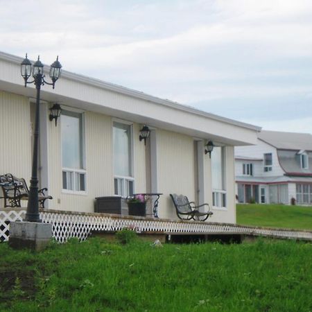 Motel De La Pointe Aux Bouleaux Baie-Sainte-Catherine Luaran gambar