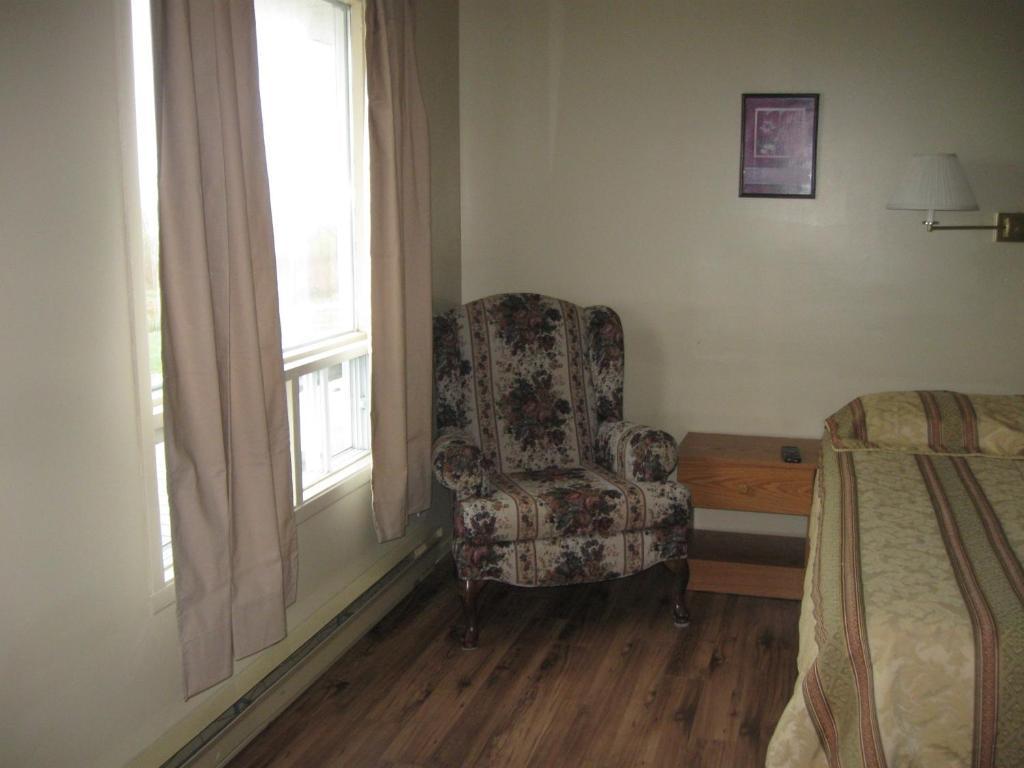 Motel De La Pointe Aux Bouleaux Baie-Sainte-Catherine Luaran gambar