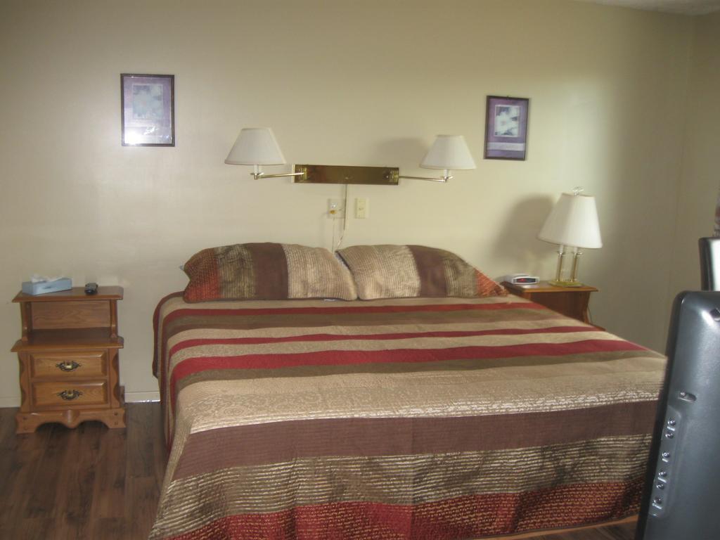 Motel De La Pointe Aux Bouleaux Baie-Sainte-Catherine Luaran gambar