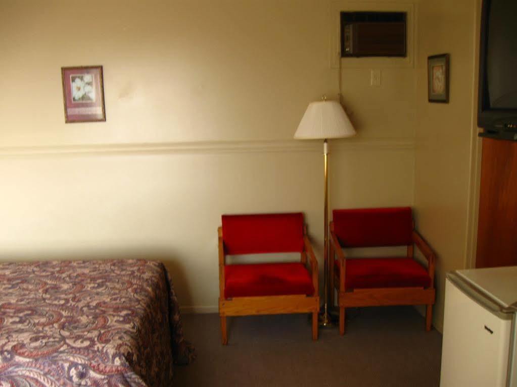 Motel De La Pointe Aux Bouleaux Baie-Sainte-Catherine Luaran gambar