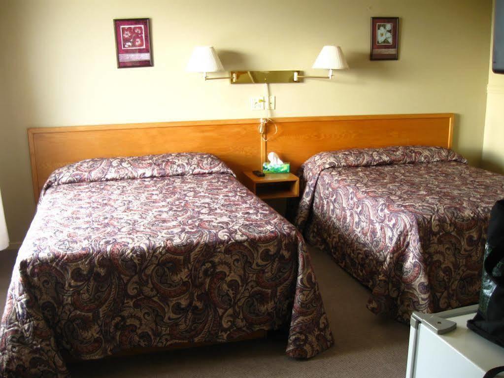 Motel De La Pointe Aux Bouleaux Baie-Sainte-Catherine Luaran gambar